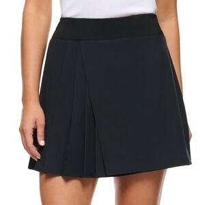 NWOT Lole Black Asymmetrical Pull On Mini Skort. Half Pleated, Half Straight. M.